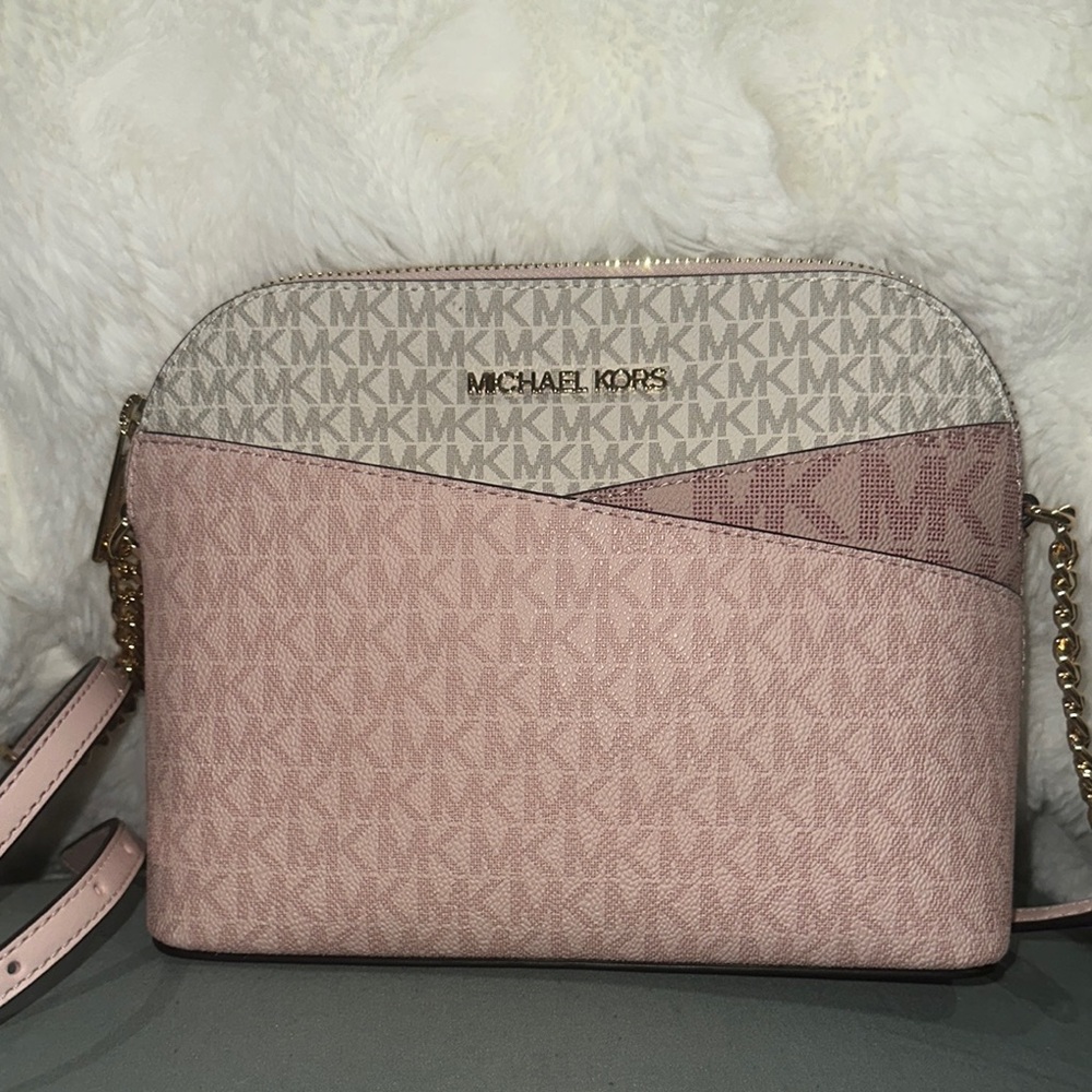 NWT-Michael Kors Jet Set Pink Mixed MK signature print Dome Crossbody Bag